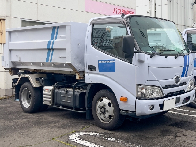 産業廃棄物収集運搬業